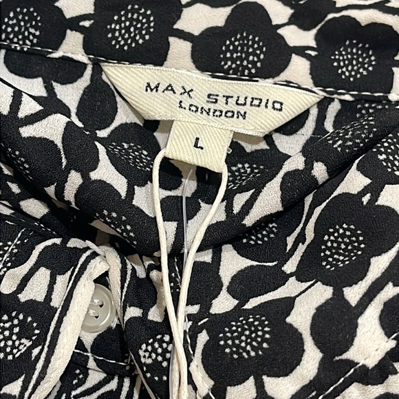 🌼 MAX STUDIO London - Maxi Dress Open/Button Down Scallop Sleeves and Collar - Picture 2 of 8